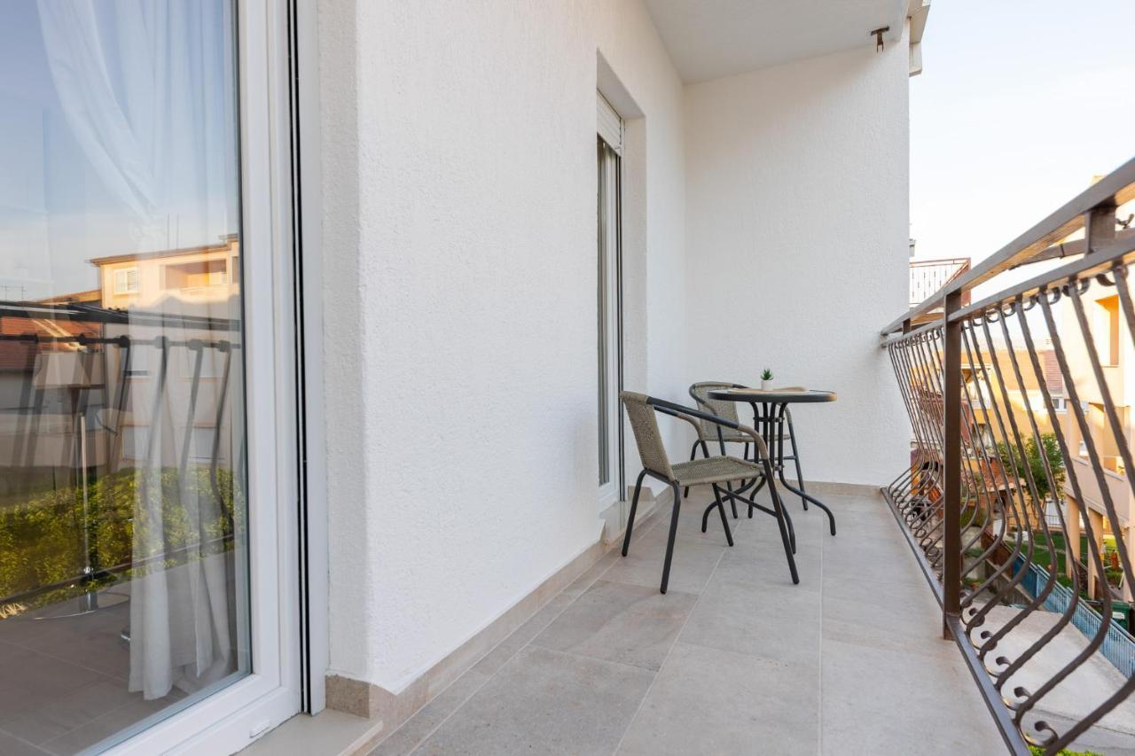 Studio Apt Breeze Split Ngoại thất bức ảnh